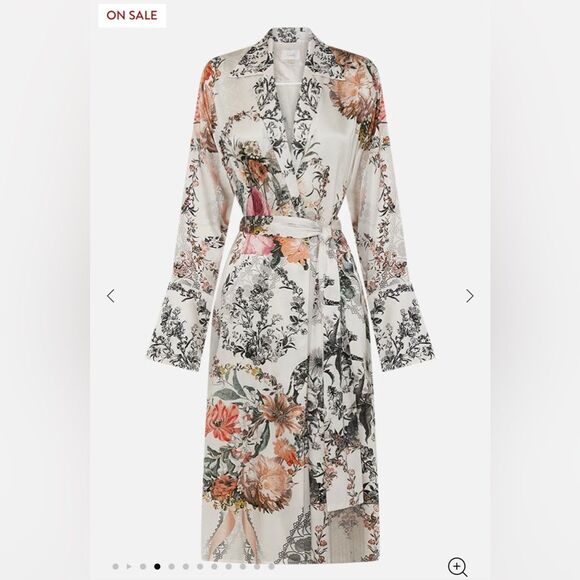 NWT 900.00 CAMILLA Split Cuff Soft Coat
De Haar Memoirs M/L IN SITE 719.00 - Picture 4 of 7